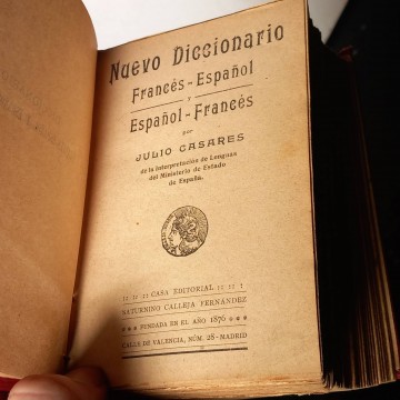 Diccionario francés español.