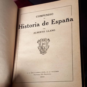 Compendio de historia de España, Alberto Llano (II República).