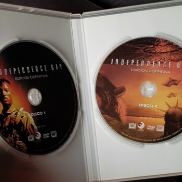 Independence Day DVD edición definitiva 2 €