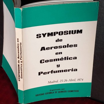 Symposium de aerosoles en cosmética y perfumería.