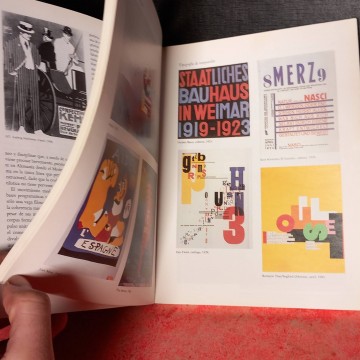 El diseño gráfico, desde los orígenes hasta nuestros días, Enric Satué.