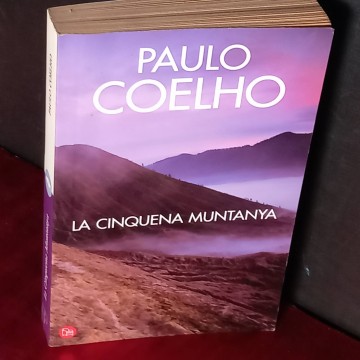 La cinquena muntanya, Paulo Coelho.