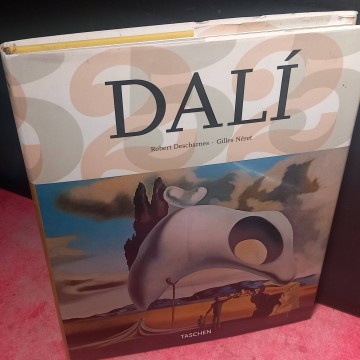 Dalí, Robert Descharnes.