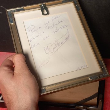 Lote 2 fotografías (una firmada) de José Mª Damunt (director de orquesta).