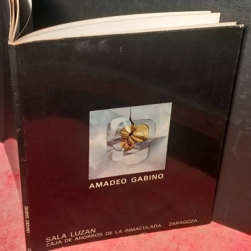 Amadeo Gabino, Sala Luzan.