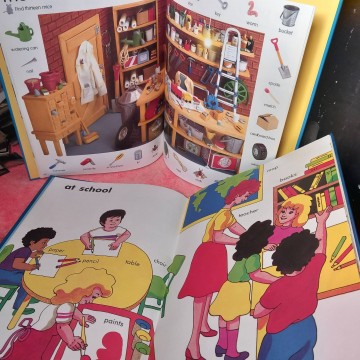 Lote 2 libros infantiles para aprender inglés.