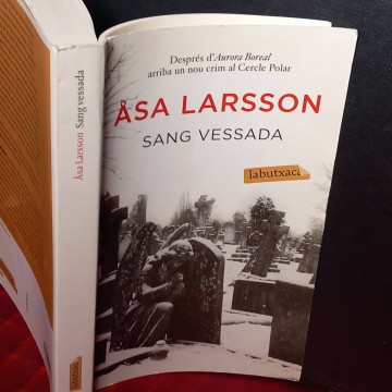 Sang vessada, Asa Larsson.