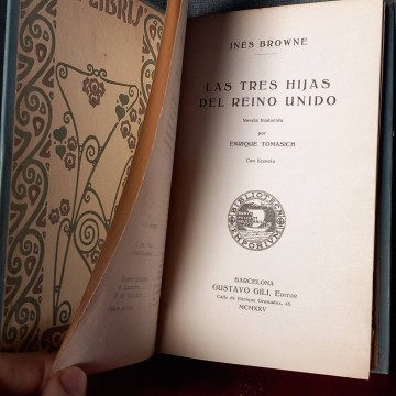 Las tres hijas del Reino Unido, Inés Browne.
