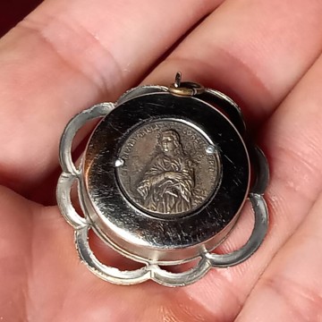 Medalla relicario santa María Goretti V.M.