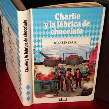 Charlie y la fábrica de chocolate, Roald Dahl.