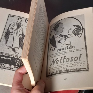 Bocadillos de delfín, Jesús Marchamalo.