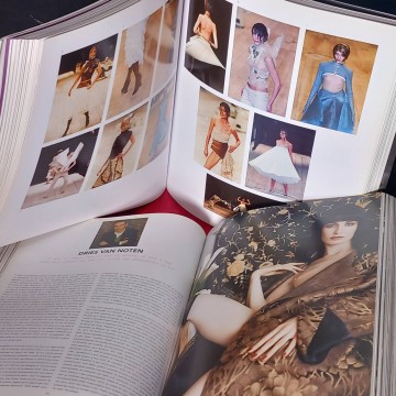 Lote 4 libros de moda (en inglés) fashion books.