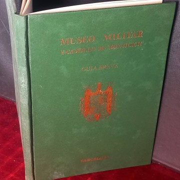 Museo militar y castillo de Montjuich, guía breve.
