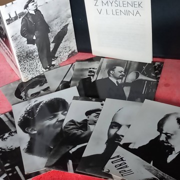 Colección de 10 postales de Lenin.