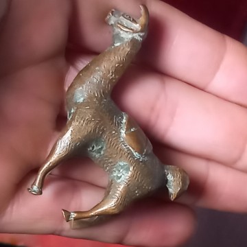 LLAMA ANDINA DE BRONCE.