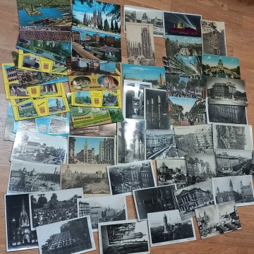 LOTE DE 60 POSTALES DE BARCELONA.