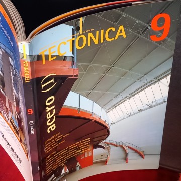 TECTÓNICA 9 ACERO I.