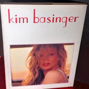 KIM BASINGER RETRATOS