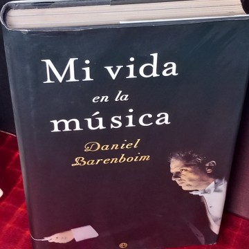 MI VIDA EN LA MÚSICA, DANIEL BARENBOIM