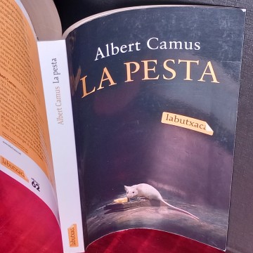LA PESTA, ALBERT CAMUS llibre en català comprar barcelona llibreria
