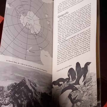 Tierras australes y Antárticas francesas folleto turístico