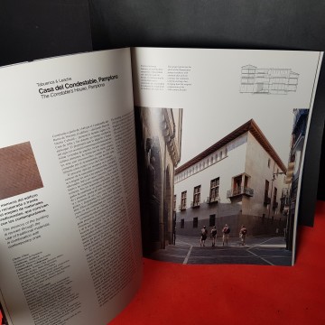 Revista Arquitectura viva edición especial, cerámica 2010