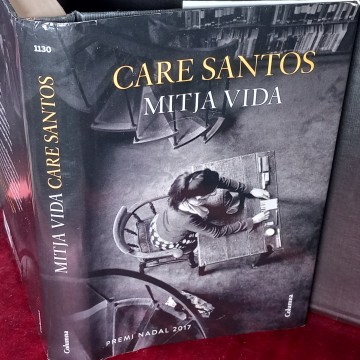 MITJA VIDA, CARE SANTOS.