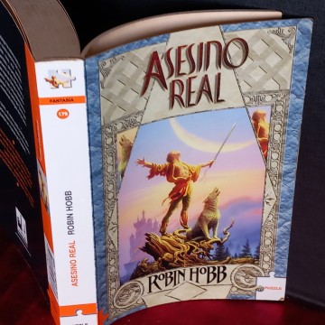 ASESINO REAL, ROBIN HOBB.