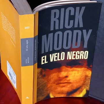 EL VELO NEGRO, RICK MOODY