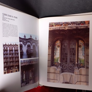 BARCELONA A MODERNISTA LANDSCAPE, LLUÍS PERMANYER, MELBA LEVICK.