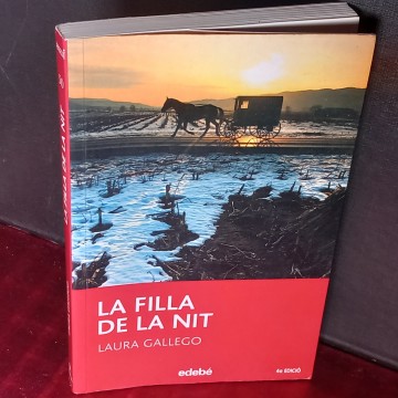 LA FILLA DE LA NIT, LAURA GALLEGO.