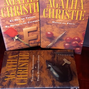 LOTE 3 LIBROS DE AGATHA CHRISTIE