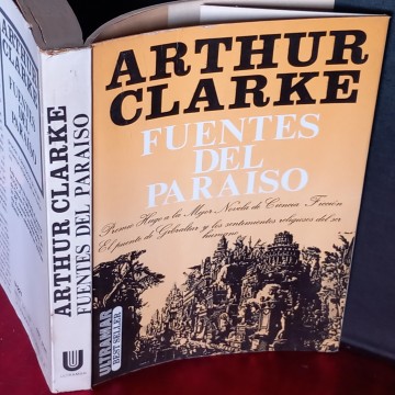 FUENTES DEL PARAÍSO, ARTHUR C. CLARKE.