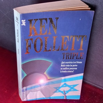TRIPLE, KEN FOLLETT.