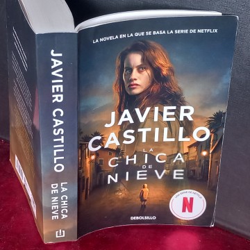 LA CHICA DE NIEVE, JAVIER CASTILLO.