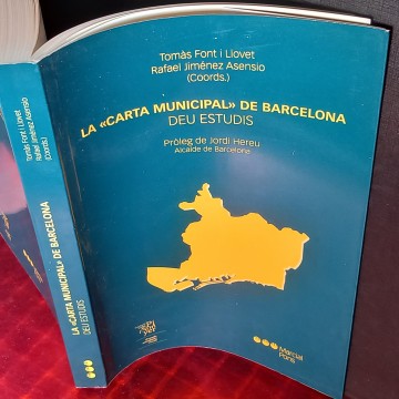 LA CARTA MUNICIPAL DE BARCELONA: DEU ESTUDIS.