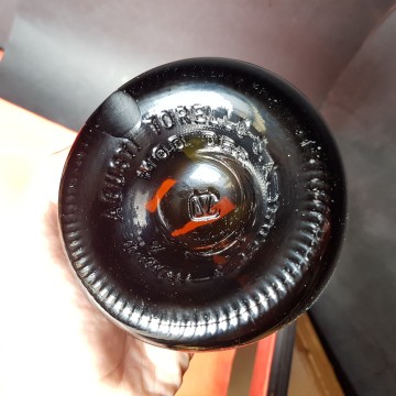 Cenicero de vidrio culo de botella Emilio Rabal, bodegas Agustí Torelló