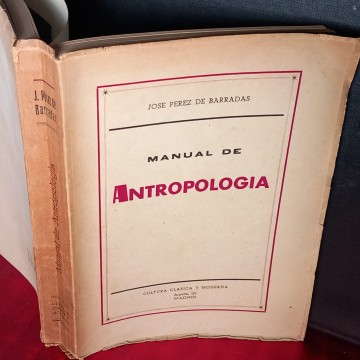 MANUAL DE ANTROPOLOGÍA, JOSÉ PEREZ DE BARRADAS.
