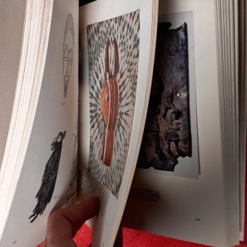 EL ARTE DE LOS PUEBLOS: ÁFRICA NEGRA, ELSY LEUZINGER.