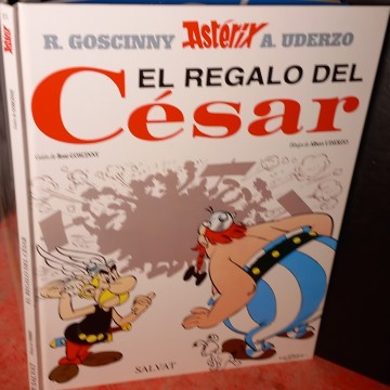 CÓMIC ASTÉRIX 21, EL REGALO DEL CÉSAR