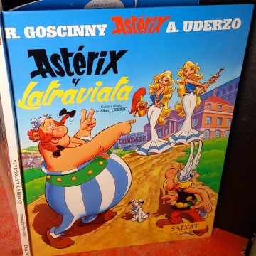 CÓMIC ASTÉRIX 31, Y LA TRAVIATA.