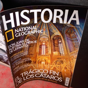 HISTORIA NATIONAL GEPGRAPHIC 76