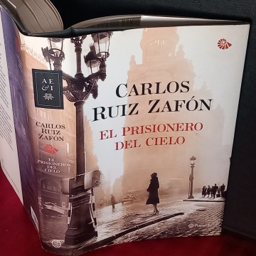EL PRISIONERO DEL CIELO, CARLOS RUIZ ZAFÓN.