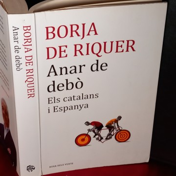ANAR DE DEBÒ, BORJA DE RIQUER.