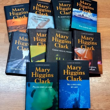 LOTE DE 10 NOVELAS DE MARY HIGGINS CLARK