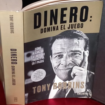 DINERO: DOMINA EL JUEGO, TONY ROBBINS.