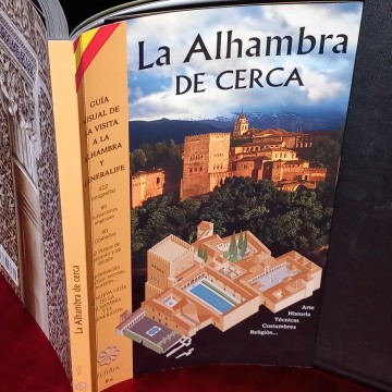 LA ALHAMBRA DE CERCA.