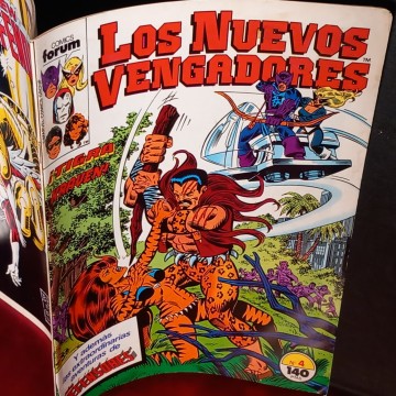 CÓMIC LOS NUEVOS VENGADORES 4