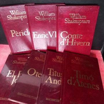 LOT 7 OBRES DE WILLIAM SHAKESPEARE (EN CATALÀ)