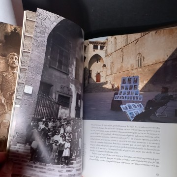 EL BARRIO DE LA CATEDRAL DE BARCELONA, MANUEL GARCÍA-MARTÍN.